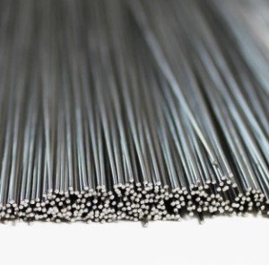 BARRA ROSCADA 1/8" 1 METRO