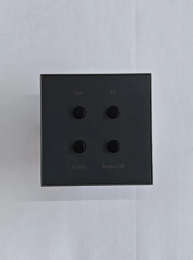 [EXTRA-03262] BOTONERA DE 4 BOTONES PIXEL AMERICANA - PLACA GUNPOWDER BLACK / MARCO GUNPOWDER BLACK / BOTONES TEXTURED BLACK