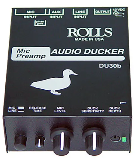 MIXER O MEZCLADORA DE AUDIO CON 2 ENTRADAS A 1 SALIDA CON SISTEMA DE VOCEO