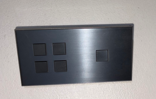 [EXTRA-00986] BOTONERA DE 4 BOTONES + BOTONERA DE 1 BOTON EUROPEA GUNPOWDER BLACK